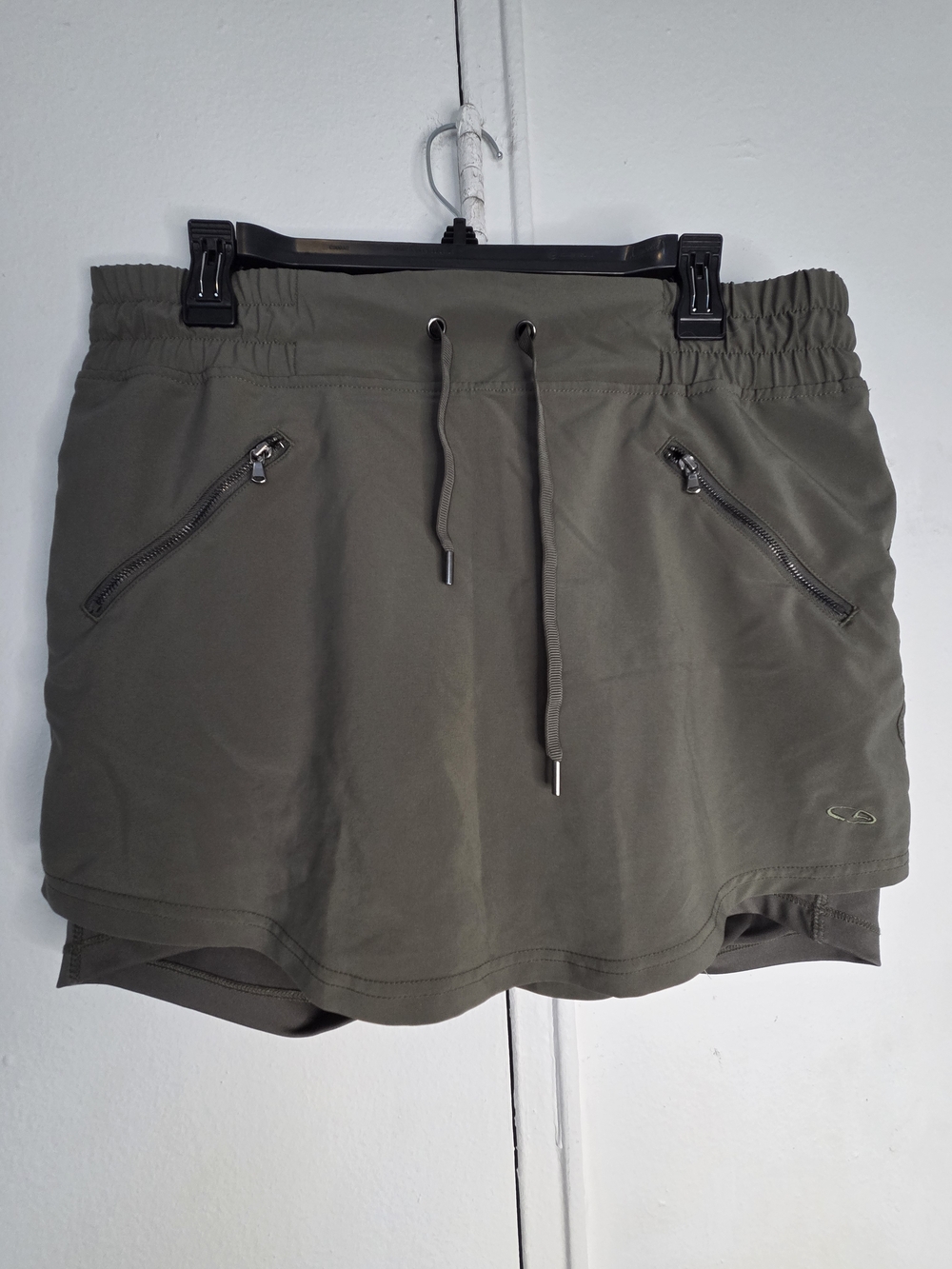 Champion Olive Athletic Skort with Drawstring and Zip Pockets